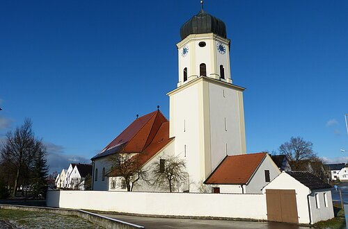 Katholische Filialkirche St. Alba von außen